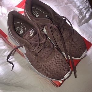 Size 6 Nike shoes